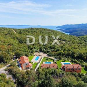ISTRA, RABAC - Kuća s pogledom na starogradsku jezgru