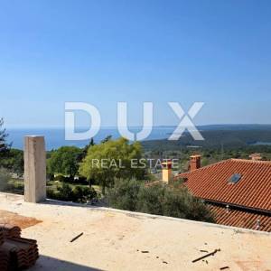 ISTRA, RABAC - Mediteranska kuća s bazenom i panoramskim pogledom na more