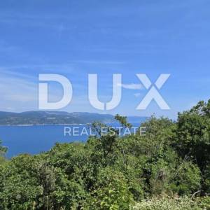 ISTRA, RABAC, OKOLICA - Građevinsko zemljište s prekrasnim pogledom na more, idealno za gradnju dvije vile