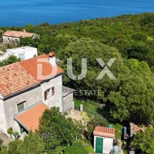 ISTRA, RABAC (OKOLICA) - Kamena kuća s pogledom na more