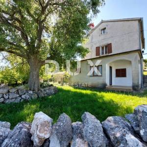 ISTRA, RABAC (OKOLICA) - Kamena kuća s pogledom na more