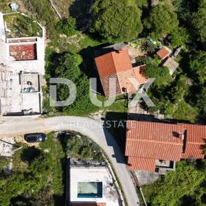 ISTRA, RABAC (OKOLICA) - Kamena kuća s pogledom na more