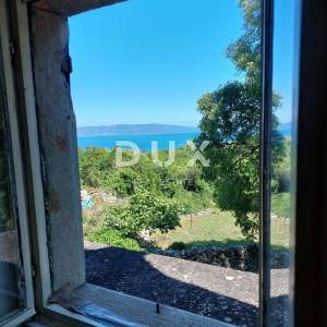 ISTRA, RABAC (OKOLICA) - Kamena kuća s pogledom na more