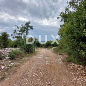 ISTRA, RABAC, OKOLICA - Zemljište s građevinskom dozvolom i započetom gradnjom