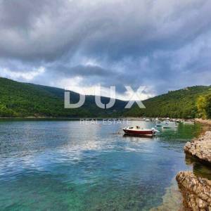 ISTRA, RABAC - Prekrasno poljoprivredno zemljište u neposrednoj blizini mora