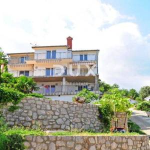 ISTRA, RABAC - Prostrana kuća s pogledom na more