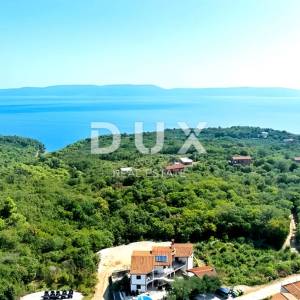 ISTRA, RABAC - Zemljište na rubu građevinskog područja s idejnim projektom