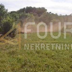 Istra, Rakalj - okolica, poljoprivredno zemljište 2.680m2