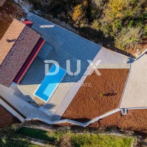 ISTRA, RAKALJ - Vila s bazenom nedaleko mora