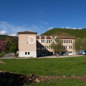 ISTRA, RAŠA - Prostrana gospodarska zgrada