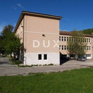 ISTRA, RAŠA - Prostrana gospodarska zgrada