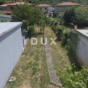 ISTRA, RAŠA - Stan na prvom katu s vrtom 