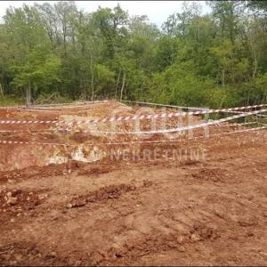 Istra, Raša, Sveti Bartul, građevinsko zemljište 554m2 