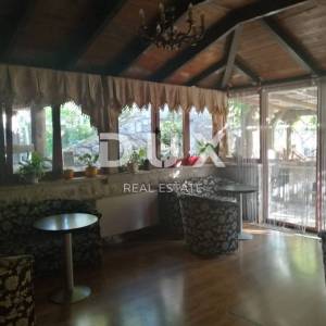 ISTRA, ROČ - Hostel - stambeno-poslovna zgrada 550 m2 