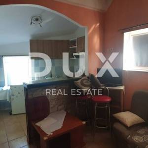 ISTRA, ROČ - Hostel - stambeno-poslovna zgrada 550 m2 