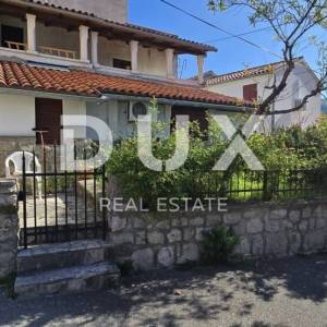 ISTRA, ROČ - Samostojeća kamena kuća s 5 apartmana i uhodanim iznajmljivanjem