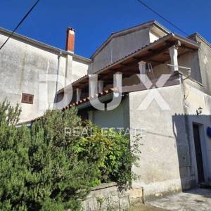 ISTRA, ROČ - Samostojeća kamena kuća s 5 apartmana i uhodanim iznajmljivanjem