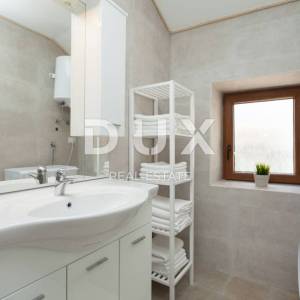 ISTRA, ROVINJ - 1SS+DB uređen stan na ekskluzivnoj lokaciji