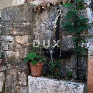 ISTRA, ROVINJ - 2 apartmana i studio u srcu Rovinja s terasama i vrtom!