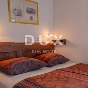 ISTRA, ROVINJ - 2SS+DB stan smješten prvi red do mora s privatnom plažom