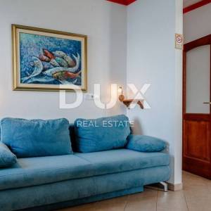 ISTRA, ROVINJ - 2SS+DB stan smješten prvi red do mora s privatnom plažom
