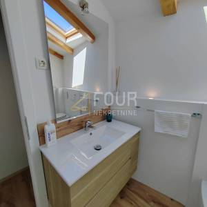 Istra, Rovinj, 45.50m2, dvoetažni stan - 2 apartmana!