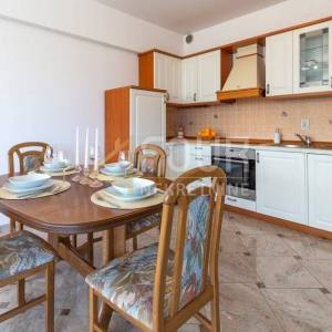 Istra, Rovinj, 69.60m2, 2s+db, lođa, garažno parkirno mjesto