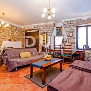 ISTRA, ROVINJ - Apartman u srcu grada 70 metara od mora!