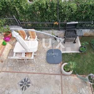 ISTRA, ROVINJ - Apartmanska kuća na samo 40m od mora!