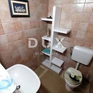 ISTRA, ROVINJ - Apartmanska kuća na samo 40m od mora!