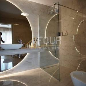 Istra, Rovinj, dizajnerski stan od 141.80m2, 3s+db