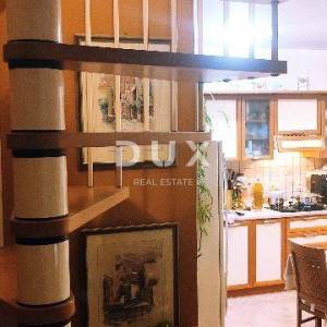 ISTRA, ROVINJ - Dvoetažni stan 78 m2 sa dvije garaže!