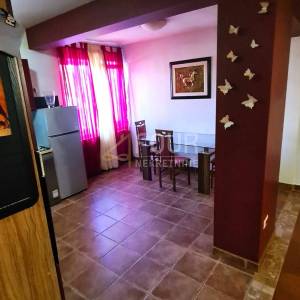 Istra, Rovinj, etaža s dva stana, 140m2, okućnica