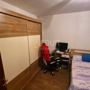Istra, Rovinj, etaža s dva stana, 140m2, okućnica