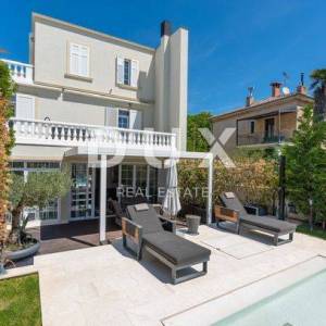 ISTRA, ROVINJ Impozantna vila s liftom!
