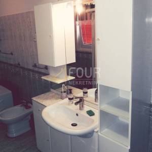 Istra, Rovinj, kuća s 5 stanova, 388m2, terase, okućnica