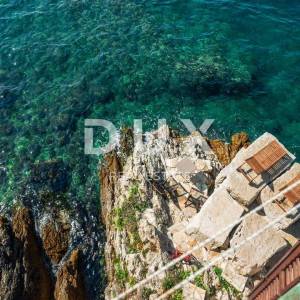 ISTRA, ROVINJ - Luksuzan i uređen stan, prvi red do mora