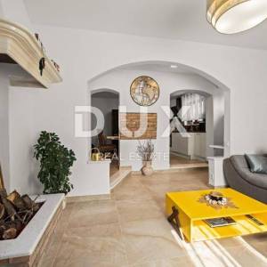 ISTRA, ROVINJ - LUKSUZNA KUĆA S BAZENOM I SPA ZONOM