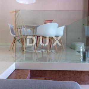ISTRA, ROVINJ - Luksuzna vila s bazenom i pogledom na more