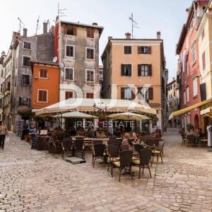 ISTRA, ROVINJ - Luksuzni stan u jezgri starog grada!