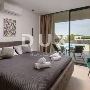 ISTRA, ROVINJ - Moderna nova vila s bazenom i privatnošću