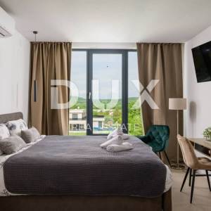 ISTRA, ROVINJ - Moderna nova vila s bazenom i privatnošću