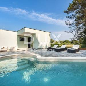 ISTRA, ROVINJ - Moderna prizemnica s bazenom 800 metara od mora