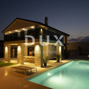 ISTRA, ROVINJ - Moderna vila s bazenom