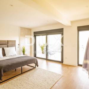 ISTRA, ROVINJ - Moderna vila s bazenom