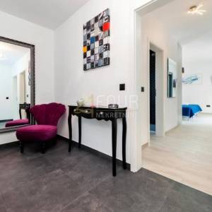 Istra, Rovinj, novogradnja, prizemnica s bazenom