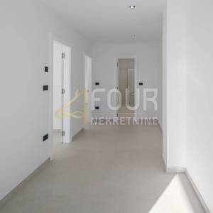 Istra, Rovinj, novogradnja, 202.73m2, dvoetažni 4s+db, pogled na more