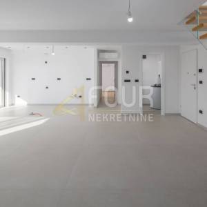 Istra, Rovinj, novogradnja, 202.73m2, dvoetažni 4s+db, pogled na more