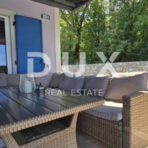 ISTRA, ROVINJ - Novoizgrađena vila s bazenom i dodatnim apartmanom, rub naselja