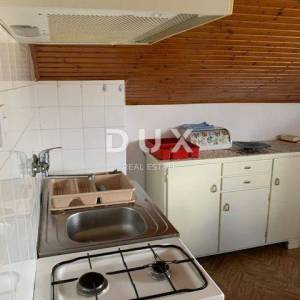 ISTRA , ROVINJ Obiteljska kuća sa pogledom na more